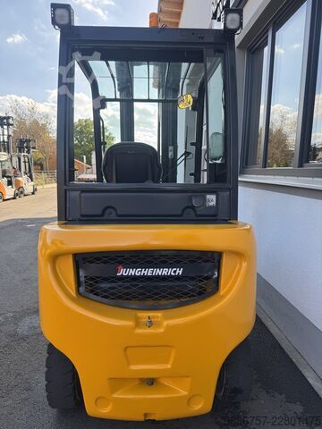 περονοφόρο ανυψωτικό Jungheinrich DFG430