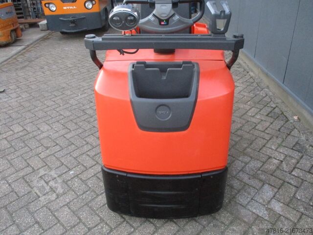 Traktor TOYOTA TSE300 Tracto