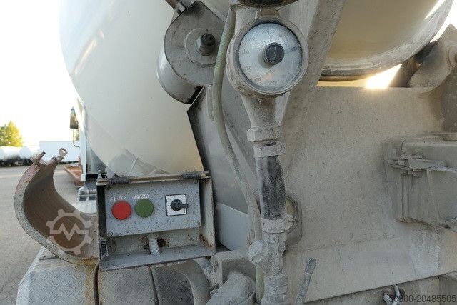 Autodomíchávač betonu MERCEDES-BENZ 3240 B Actros 8x4, Liebherr HTM904, 9m³