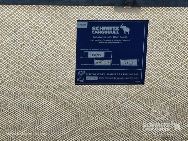 Open semitrailer with tarp Schmitz Cargobull Curtainsider Mega