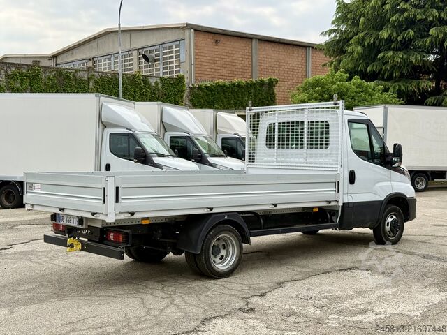 Fourgon ouvert Iveco DAILY 35-160