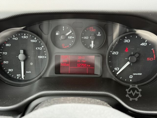 Fourgon ouvert Iveco DAILY 35-160