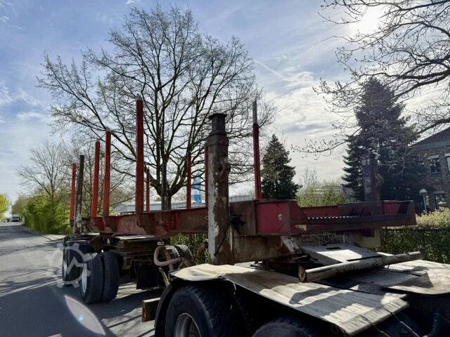 Standart-SZM Mercedes-Benz Actros 2644 Holz Kran Palfinger SRX47/Komplettzug