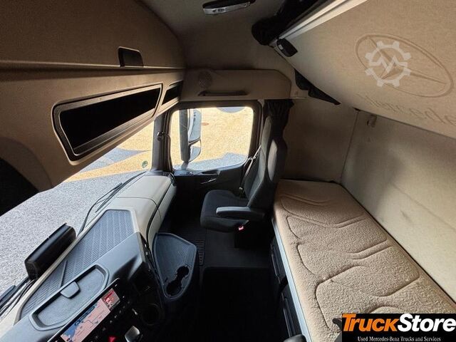 Kamion sa zamjenjivom nadogradnjom  Actros 2545LL MULTIWECHSLER BDF