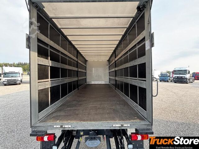 Camião plataforma com lona  Atego 1330LL CURTAINSIDER Curtainsider