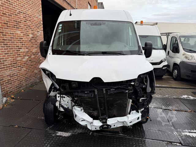 Van with high roof Renault master 2.3dci 145pk L4H2 11/2020