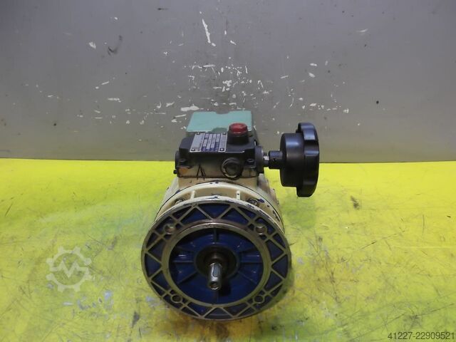 Regulerbar gearmotor 0,37 kW 190-1000 omdr./min MOTOVARIO** TKF/5