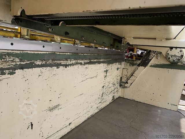 Hydraulisk forskydning SAGITA BEYELER 3100 x 4
