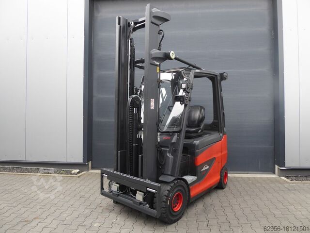 Stivuitor electric cu 4 roți Linde E25H-01/600