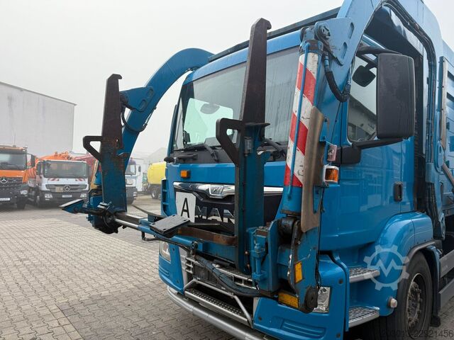 Skraldevogn MAN TGS 26.320 6x2-4 Müllwagen Frontlader