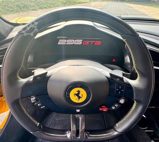 Varevogn FERRARI Ferrari 296 GTB |Carbon | Racing Seats | Lift