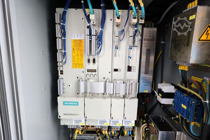 Κέντρο καθολικής κατεργασίας DECKEL MAHO DMU 50 M