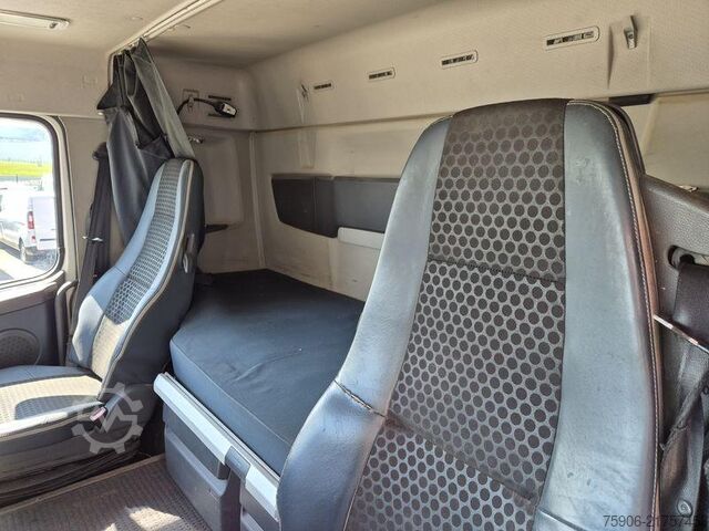 Cap tractor standard Volvo FH