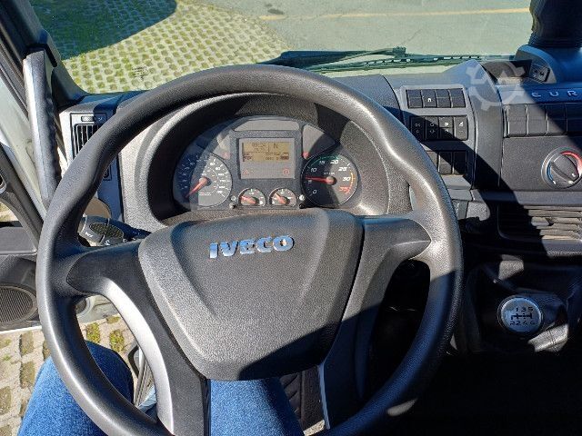 Skříňový nákladní automobil IVECO EUROCARGO ML100E22/P