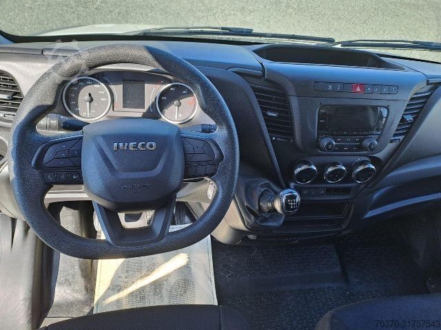Furgone chiuso IVECO DAILY 35S16 - 4100