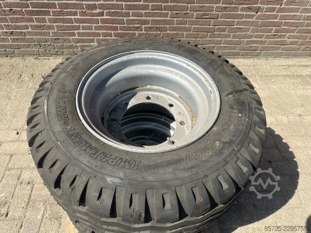 Roda com pneu  2 Banden 15/55/17  18 PLY - Nieuw