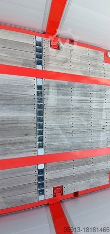 Arbejdsplatform sættevogn KÄSSBOHRER Plattform Leicht MEGA SPS 3 BordwändeAUCH MIETE