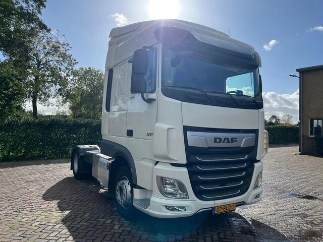 Estándar-SZM DAF XF 450 FT