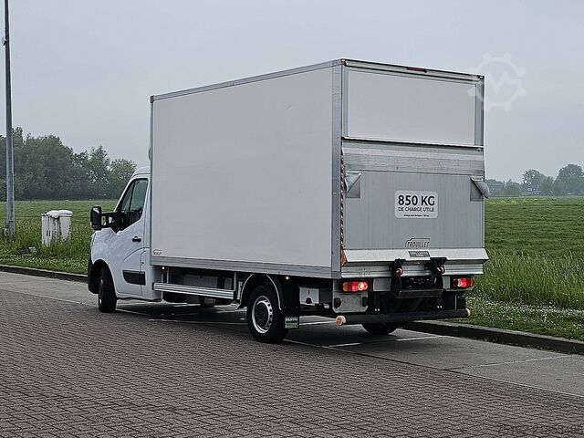 Valigia RENAULT MASTER 2.3 Bakwagen Laadklep!