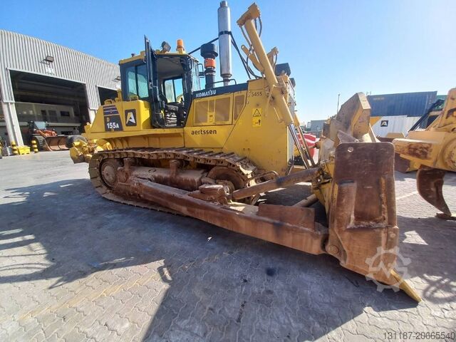Tesviye makinesi Komatsu D155A-6R (4 pcs available in Abu Dhabi)