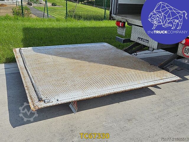 βαλίτσα Iveco EuroCargo 140 E22