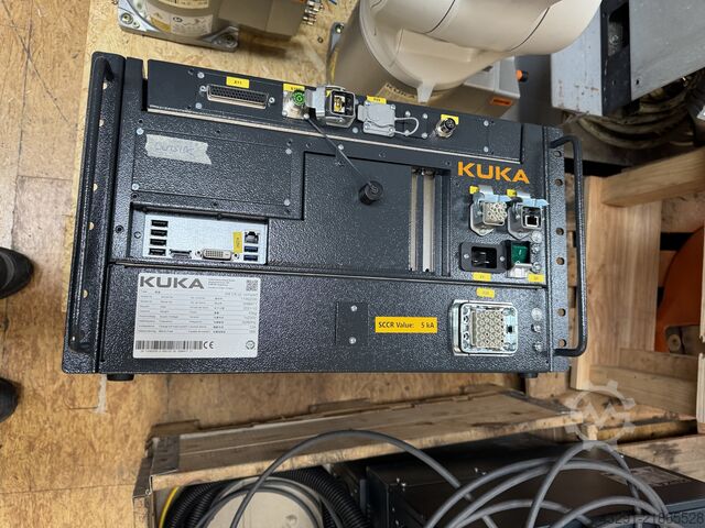 βιομηχανικό ρομπότ KUKA KR10 R1100-2 / SEL KRC4 (82 + 135 Std.)