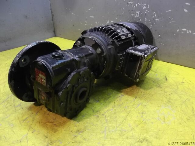 Převodový motor 0,25 kW 28 ot / min MGM CF71A4