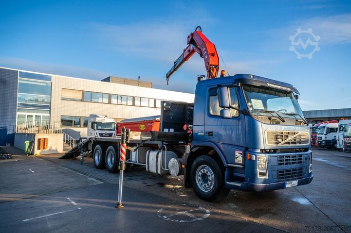 Bergingsvoertuig VOLVO FM 300-6x2+FASSI 19t/m + 2EXT
