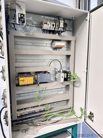 Pionowe centrum obróbcze FEHLMANN PICOMAX 95