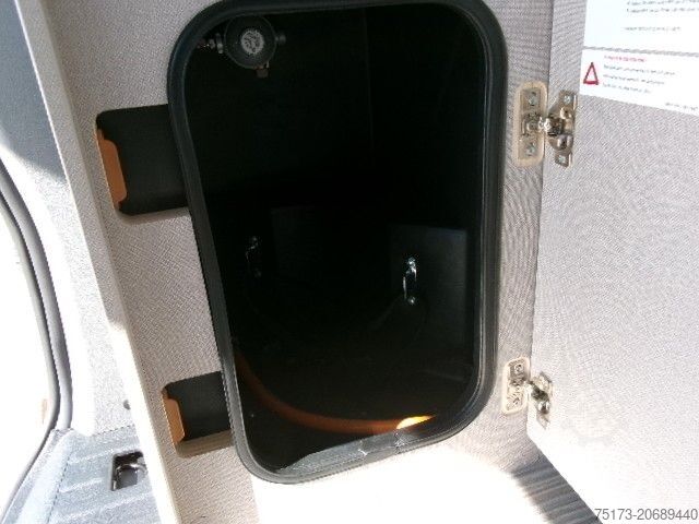 Husvagn/husbil BÜRSTNER Tourneo Custom 340L1 PHEV Copa C500 Markise HZG