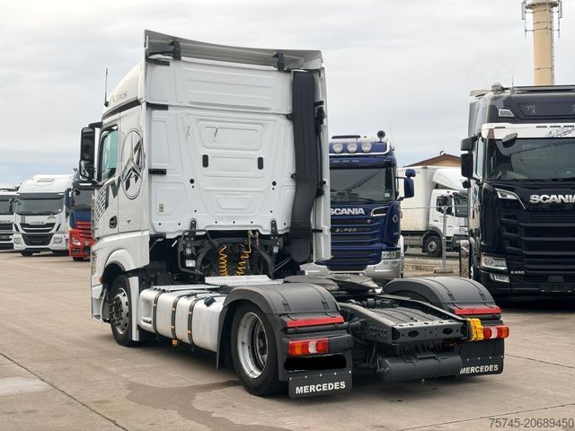 Volymdragbil MERCEDES-BENZ ACTROS 1842* RETARDER * MP 4