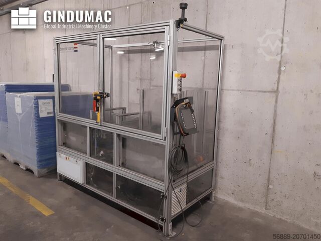 Braccio robotico KUKA KR 6 R900 fivve