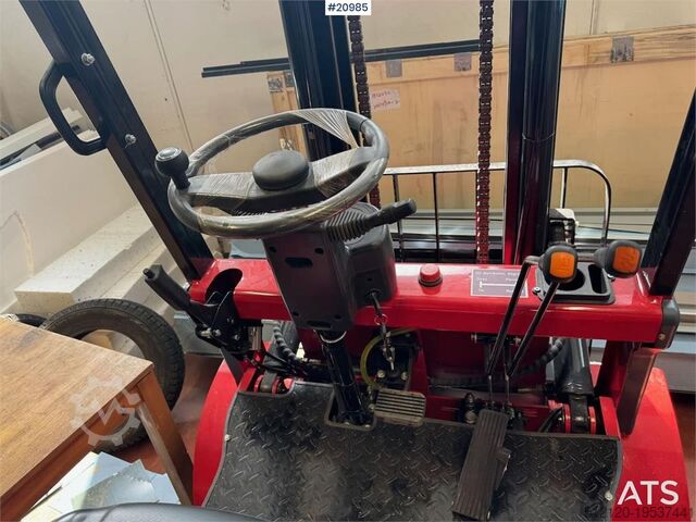 Gabelstapler CPD- 35 Counterbalance Truck