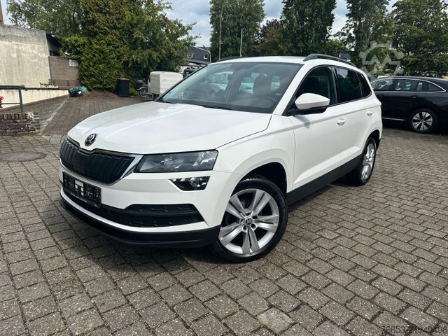 Pick-up SKODA Karoq 85kW DSG STYLE * Klimaaut. * Navi *