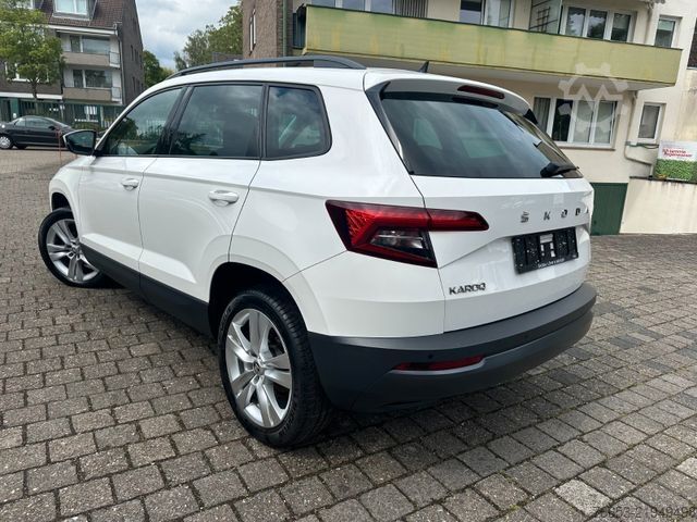 Pick-up SKODA Karoq 85kW DSG STYLE * Klimaaut. * Navi *