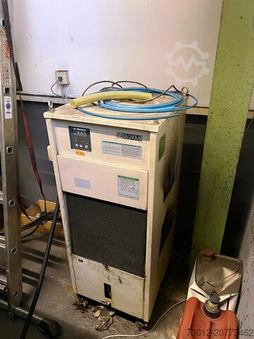 Pionowe centrum obróbcze Saeilo Contur MMV 2000