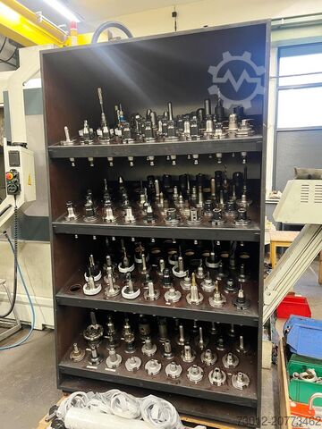 Pionowe centrum obróbcze Saeilo Contur MMV 2000