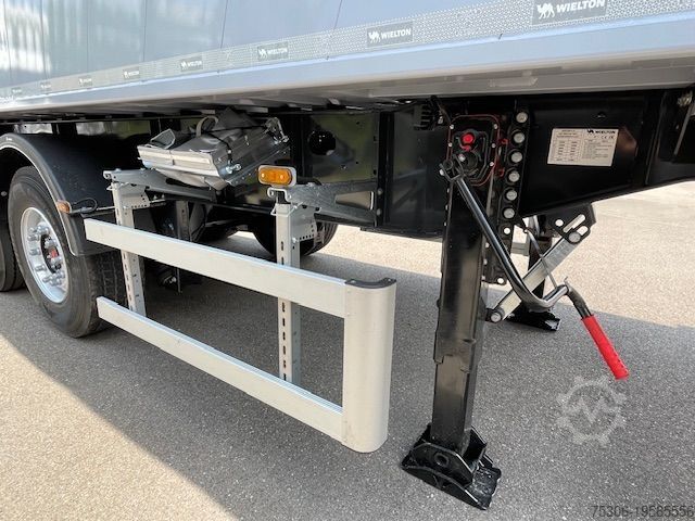 Kippers oplegger WIELTON Bulk Master 3-Achs-Kippsattelauflieger 47 cbm