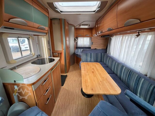 Camper semintegrato HYMER/ERIBA T 578 SL - Festbett - Sat/TV - Solar - 2 x Klima