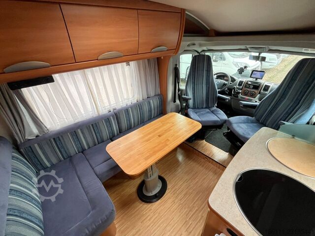 Camper semintegrato HYMER/ERIBA T 578 SL - Festbett - Sat/TV - Solar - 2 x Klima