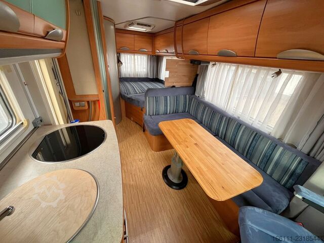 Camper semintegrato HYMER/ERIBA T 578 SL - Festbett - Sat/TV - Solar - 2 x Klima