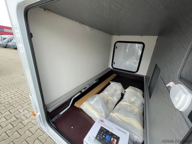 Poluintegrisani kamper ETRUSCO 7.4 SBC | Markise, Multimedia Paket,Safety Paket