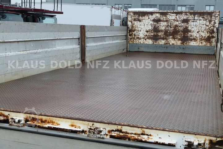 Otevřený přívěs Samro Pritsche Bordwände Baustoffwagen