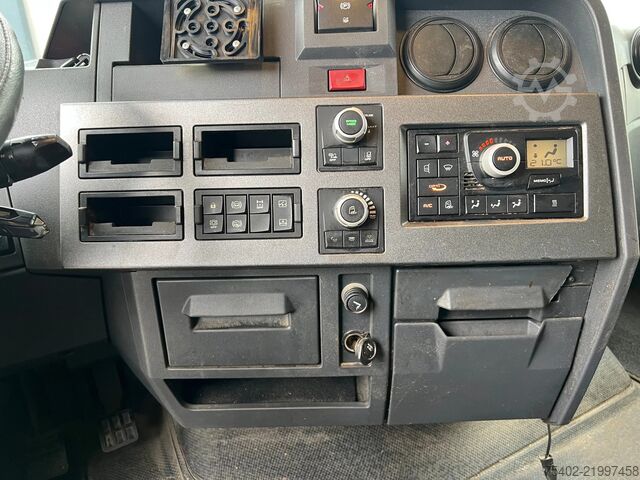 Standaard-SZM Renault T HIGH 440 Comfort / 2x Tank / Euro 6