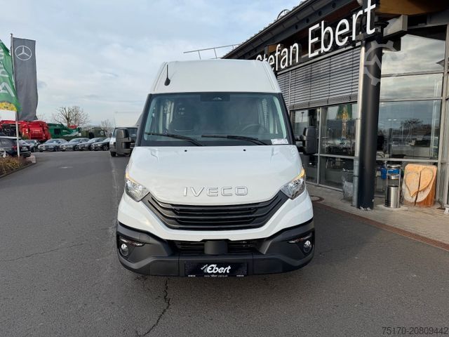 Magas tetős furgon IVECO Daily 35S16 A8 *DoKa*Automatik*AHK*R3.520mm*