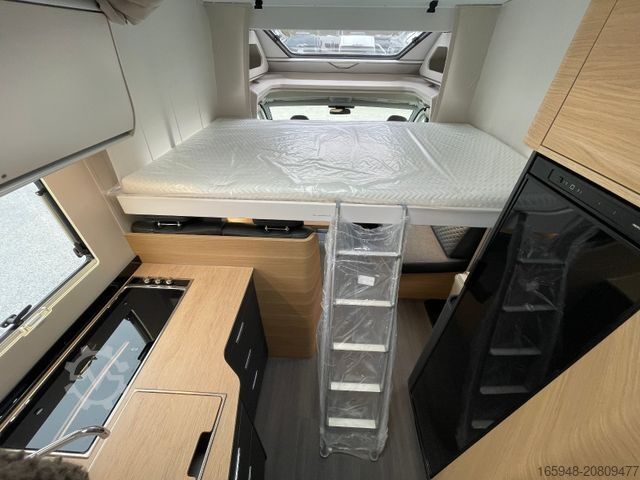 Autocaravana semi-integrada ADRIA Matrix 60Y 670 SL JUBILEE *Sondermodell*