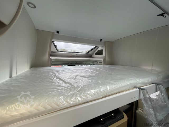 Halvintegreret autocamper ADRIA Matrix 60Y 670 SL JUBILEE *Sondermodell*