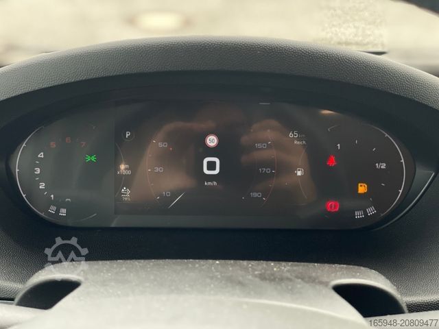 Autocaravana semi-integrada ADRIA Matrix 60Y 670 SL JUBILEE *Sondermodell*