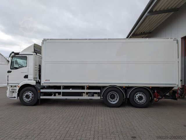 Camión caja MAN TGM 26.320 6x2/4 Getränkefahrzeug Wingliner LBW