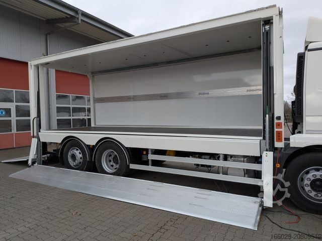 Camión de bebidas MAN TGM 26.320 6x2/4 Getränkefahrzeug Wingliner LBW